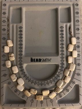 Double-Strand Necklace Beaded Necklace.